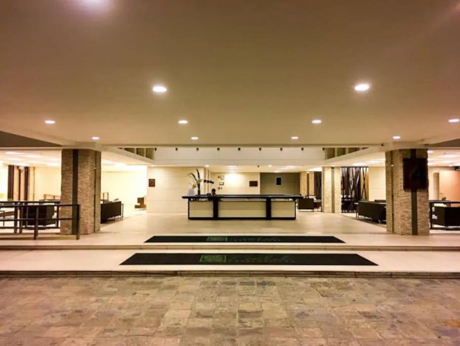Affordable Condotel Near Manila Airport Zewnętrze zdjęcie